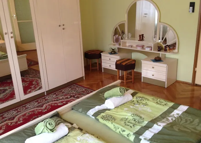 Elena Apartamento